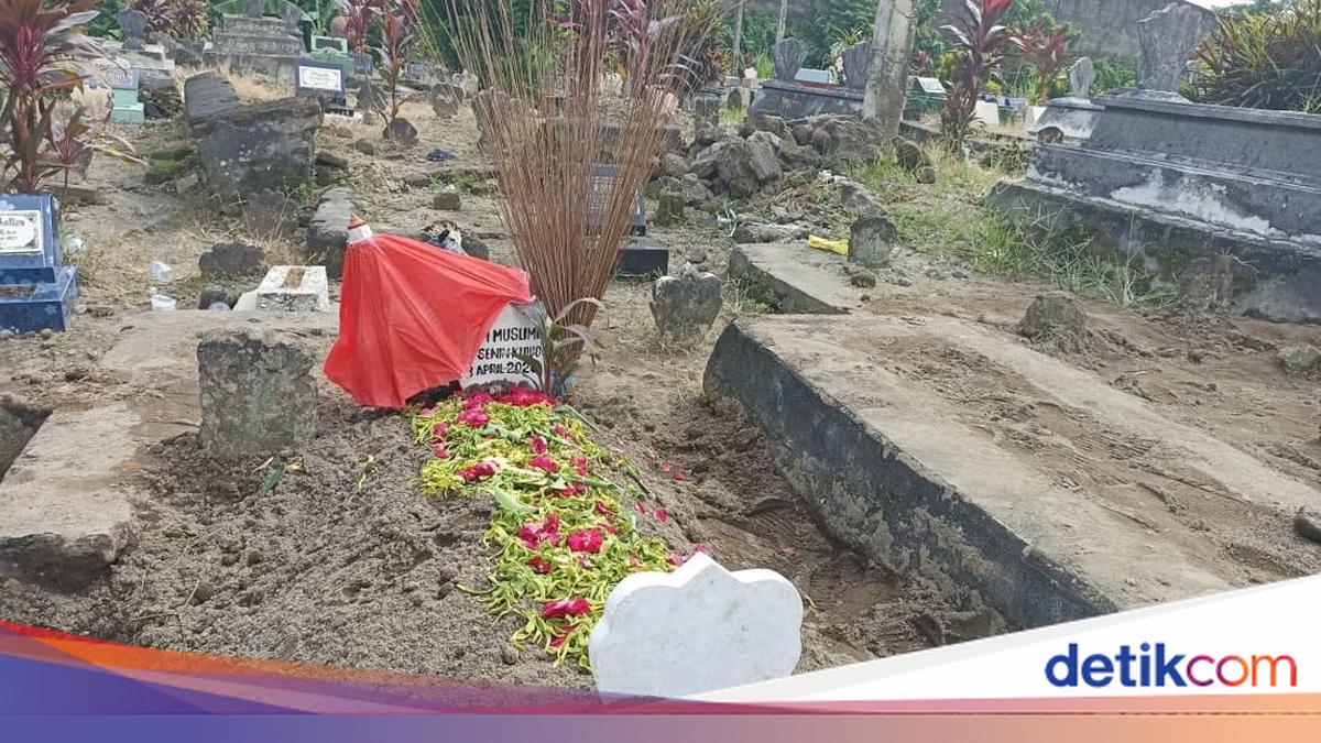 Yai Mim Dimakamkan di Blitar Dekat dengan Makam Orang Tua