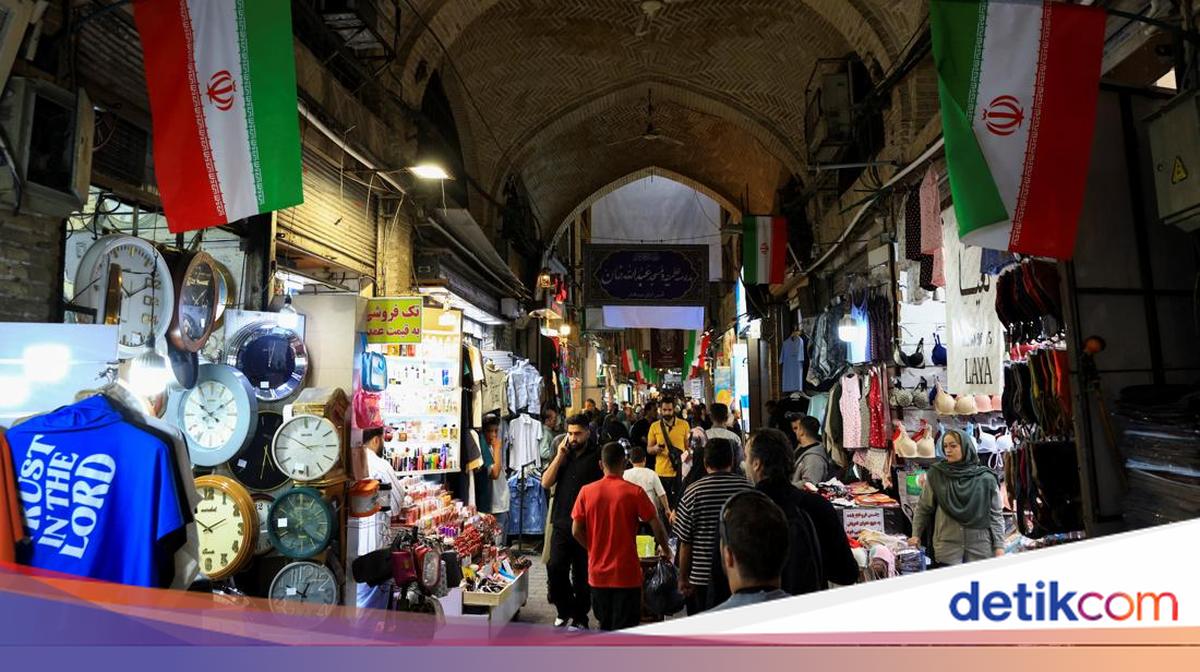 Pasar Bersejarah Iran Bangkit di Bawah Bayang Perang