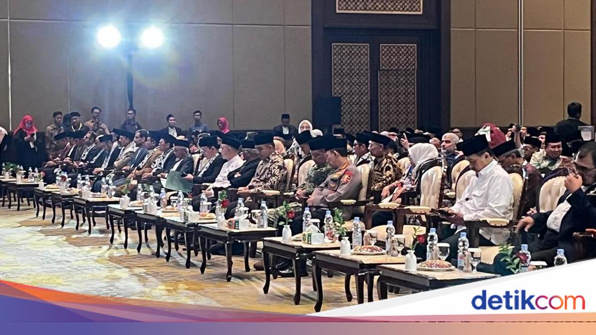 Kapolri hingga Panglima TNI Hadiri Halal Bihalal MUI-Ormas Islam