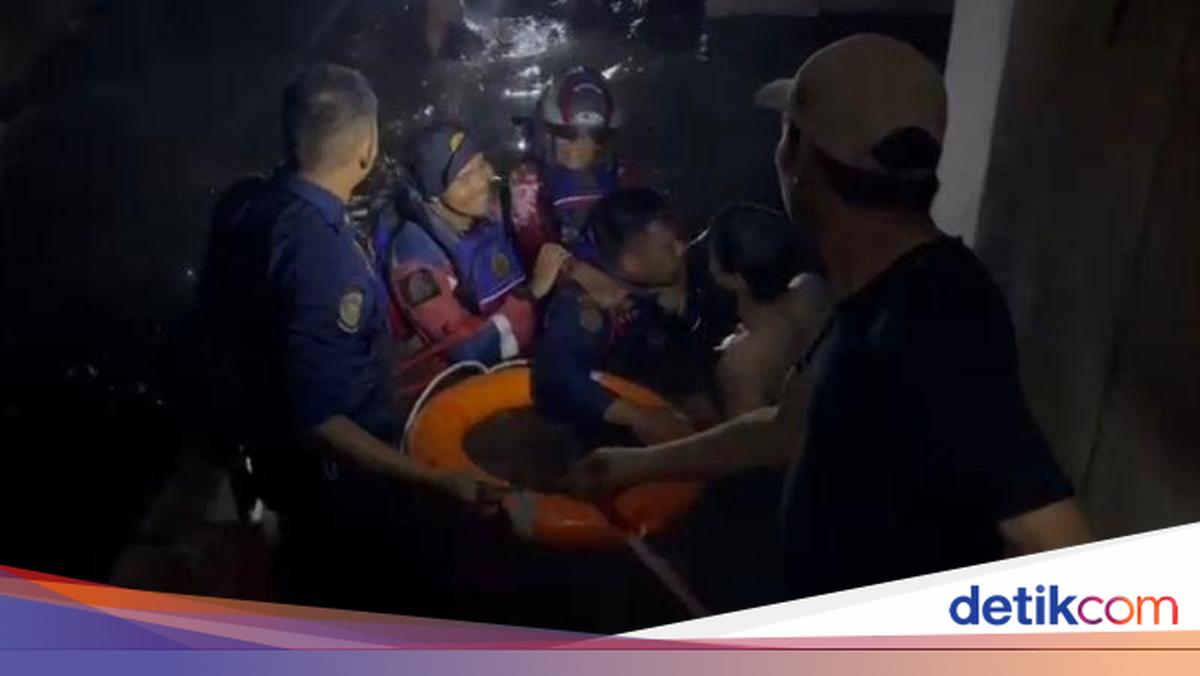 Banjir Terjang 16 Kecamatan di Bandar Lampung, 1 Orang Meninggal