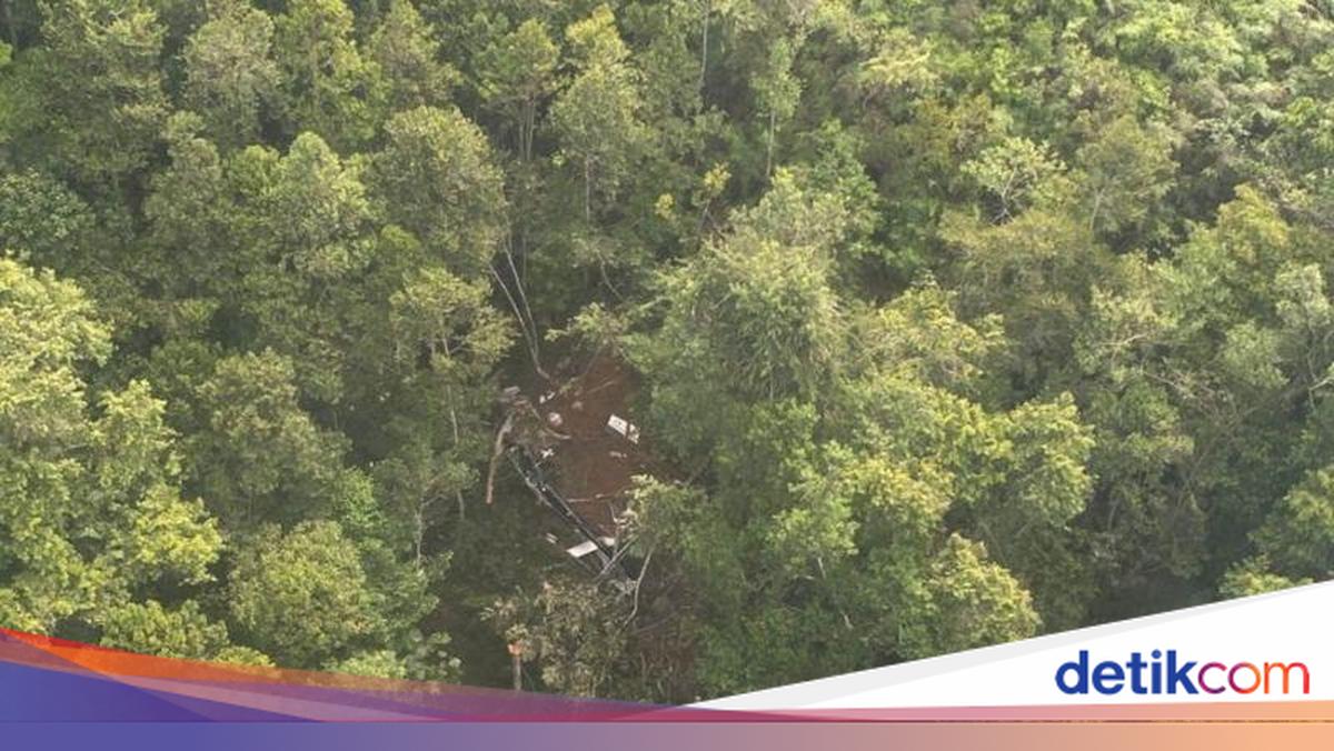 Titik Heli Jatuh di Kalbar Ditemukan, Kondisi 8 Penumpang Belum Diketahui