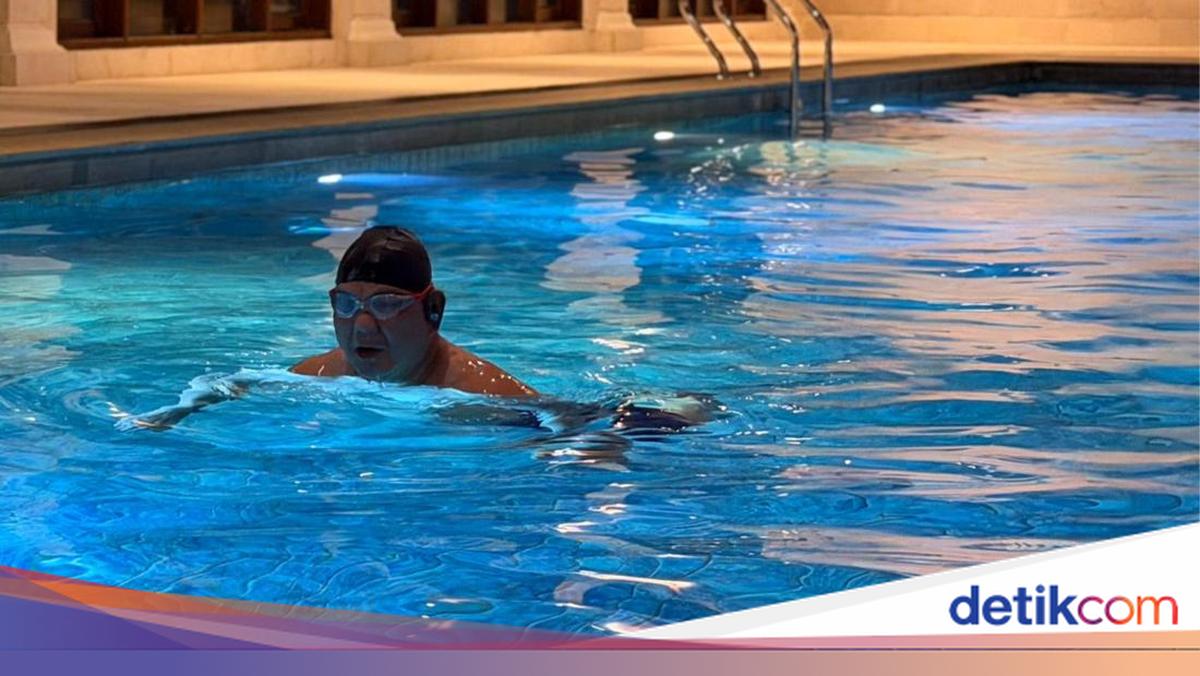 Prabowo Awali Sabtu dengan Berenang, Lanjut Kunker ke Magelang