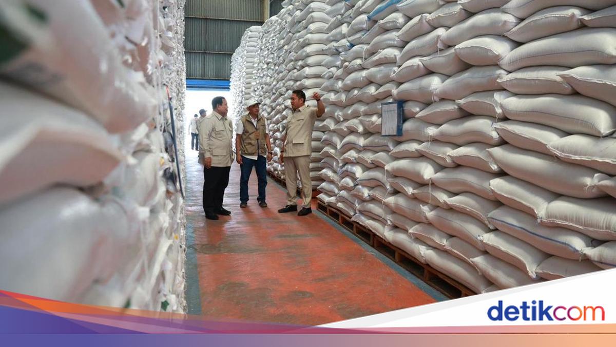 Ditinjau Prabowo, Gudang BULOG di Magelang Terisi Penuh &amp; Optimal
