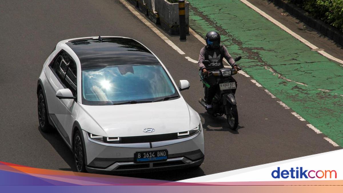 Mobil-motor Listrik Di Jakarta Tetap Bebas Pajak Dan Balik Nama