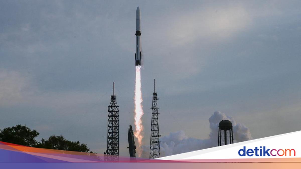 Kegagalan Fatal Roket Kebanggaan Jeff Bezos Berbuntut Panjang