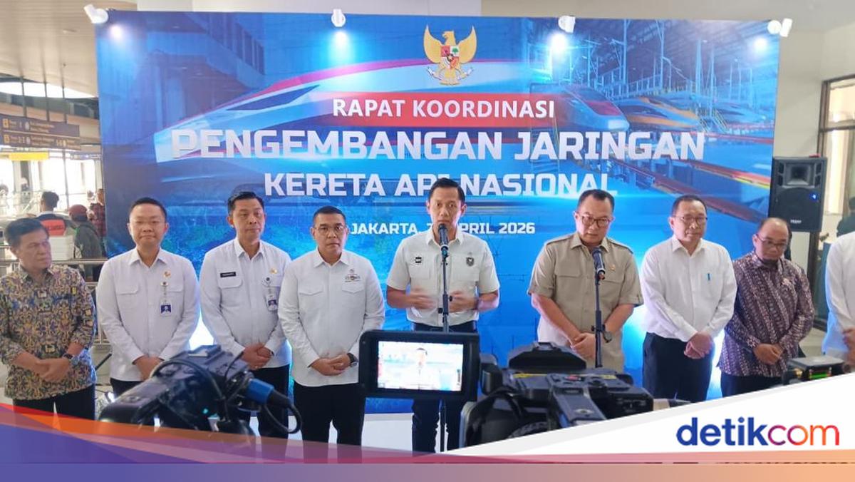 RI Mau Tambah 14.000 Km Jalur Kereta Baru, Telan Anggaran Rp 1.200 T