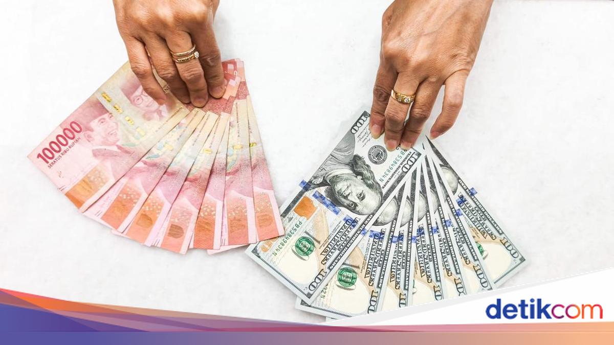 Biang Kerok Rupiah Keok Lawan Dolar AS, Ekonom: Kepercayaan Investor Turun