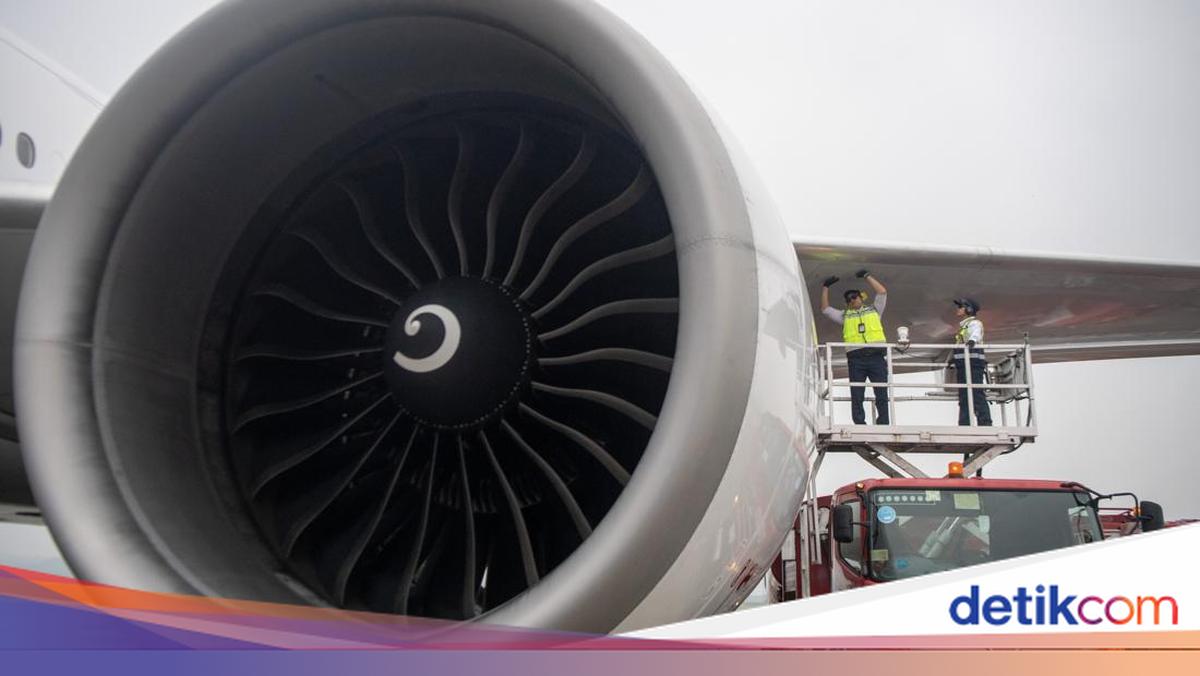 Dukung Penerbangan Haji, Ribuan KL Avtur Disiapkan di Bandara SMB II