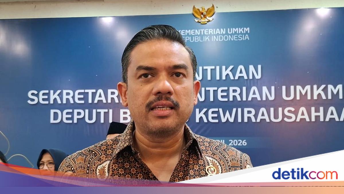 WA-Medsos Menteri UMKM Banjir Keluhan Biaya Admin Toko Online