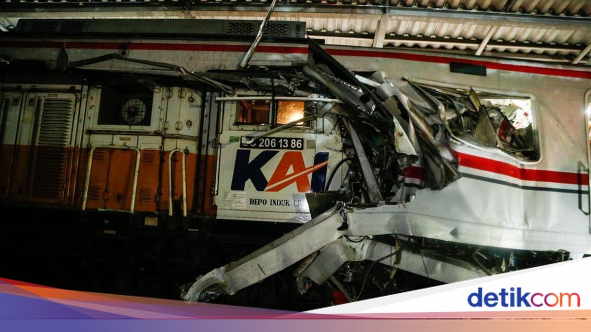 3 Korban Terjepit dalam Tabrakan Kereta di Bekasi Berhasil Dievakuasi