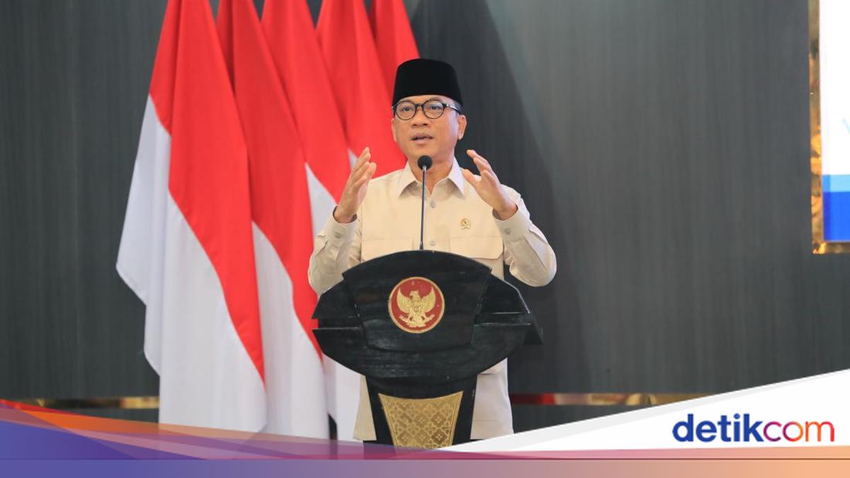 Mendes Puji Kebijakan Prabowo yang Tak Naikkan Harga BBM Subsidi