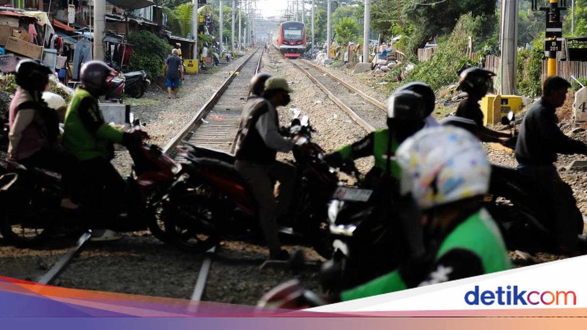 KAI Tutup 29 Perlintasan Sebidang di Jawa-Sumatera, Ini Daftarnya