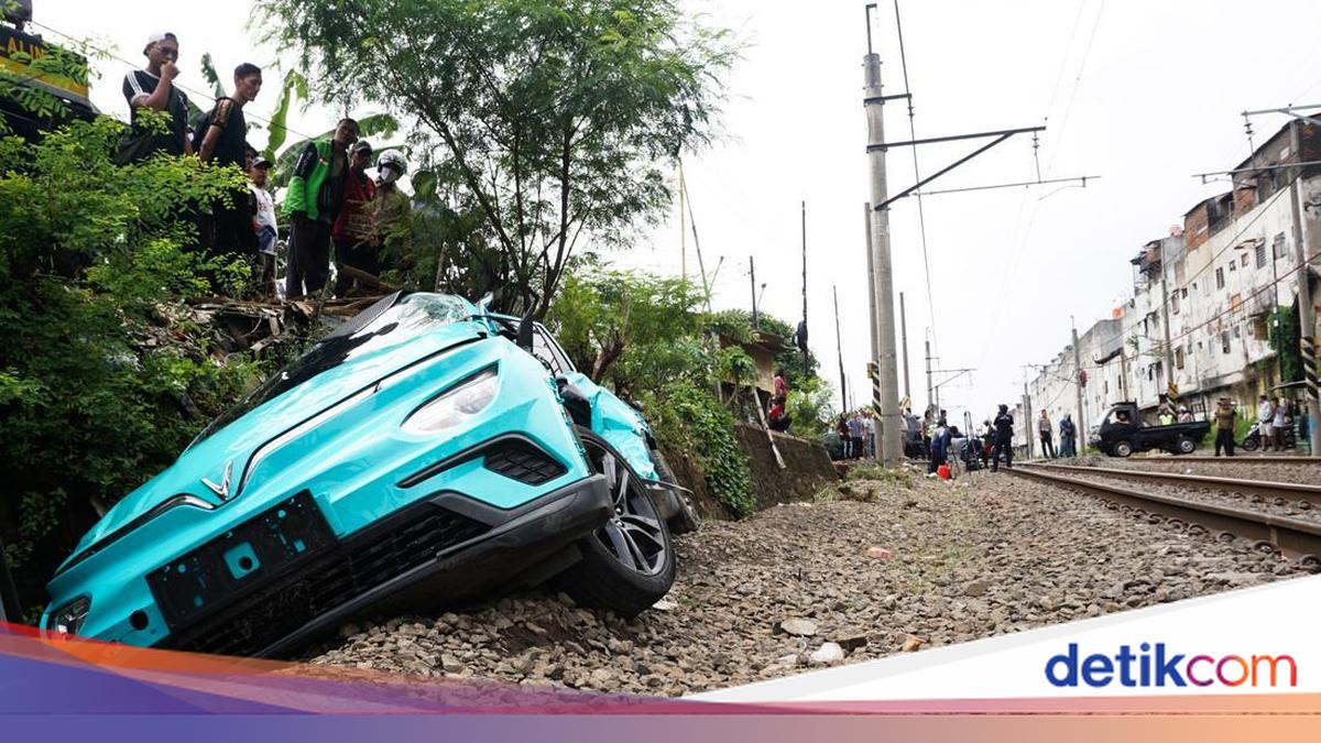 Taksi Green SM Dievaluasi Buntut Kecelakaan Maut Kereta di Bekasi