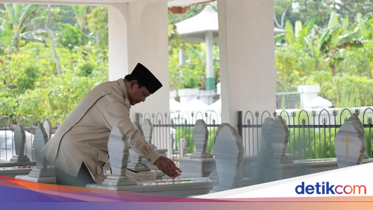 Prabowo Ziarah ke Makam Kakek-Nenek: Tempat Ini Tersimpan Sejarah Keluarga