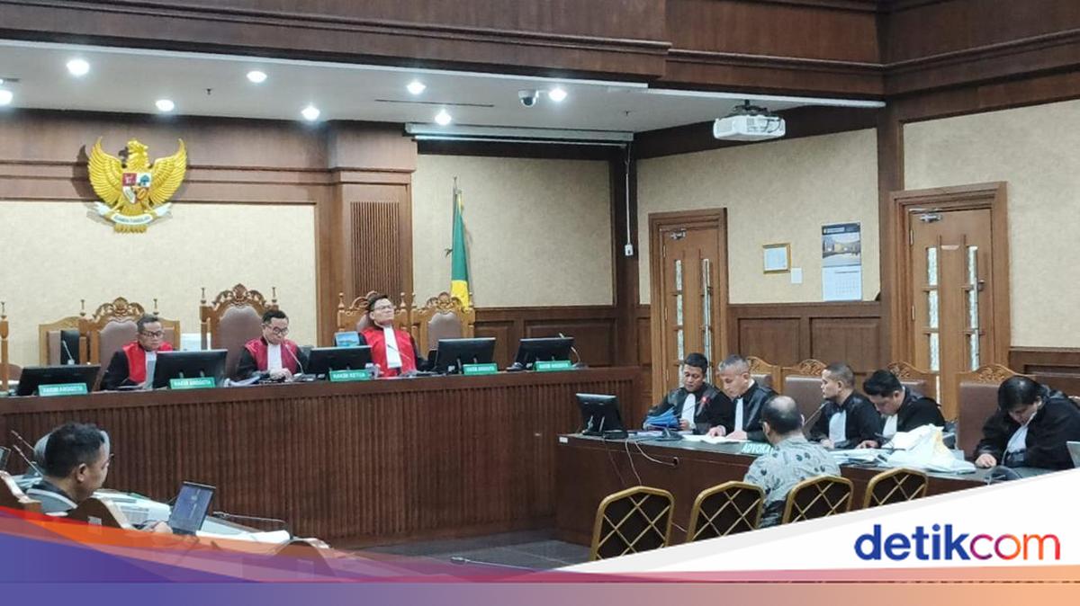 2 Hakim Dissenting Opinion: Ibam Eks Konsultan Nadiem Harusnya Dibebaskan