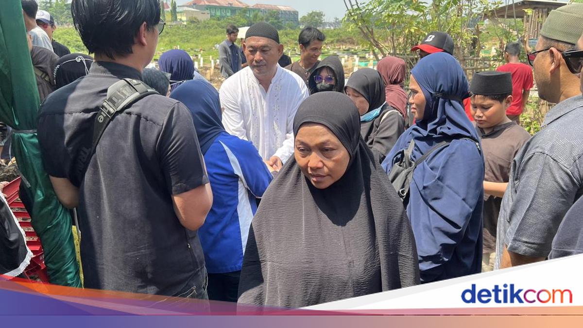Arinjani Korban Meninggal Kecelakaan KA di Bekasi Mau Pergi Umrah Agustus
