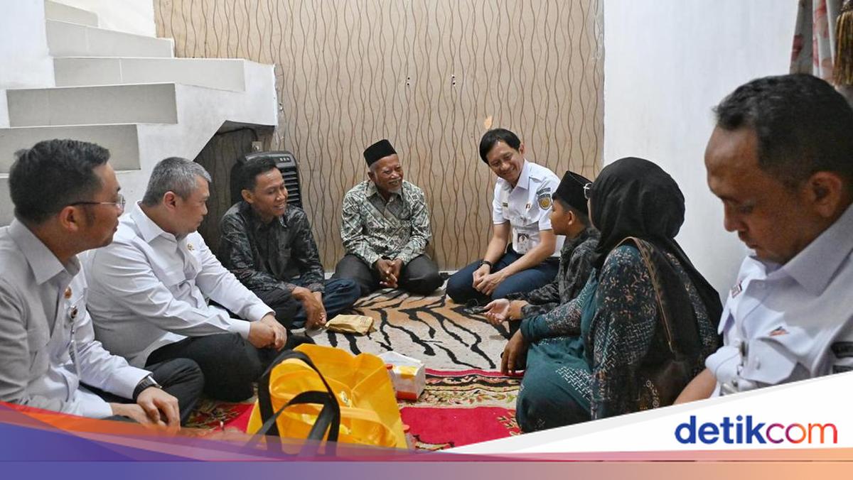 Menhub Melayat ke Bu Guru Nurlaela Korban Kecelakaan KA, Jamin Beri Bantuan