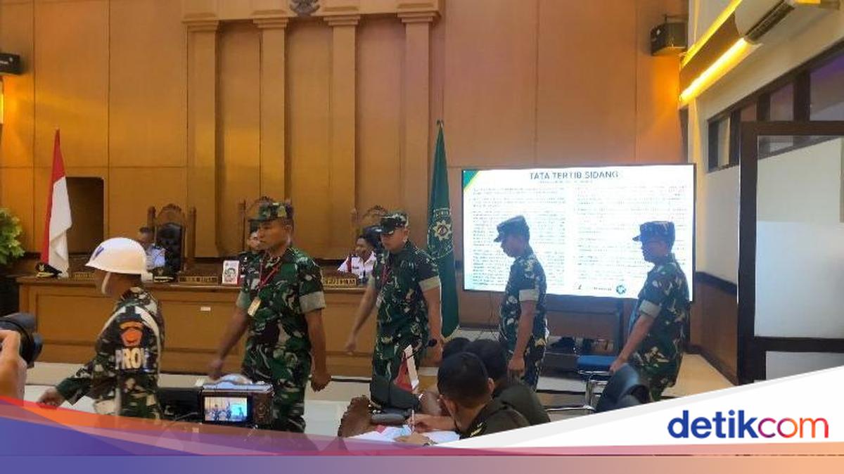 Tampang 4 Tentara Penyiram Air Keras ke Andrie Yunus Jalani Sidang Dakwaan