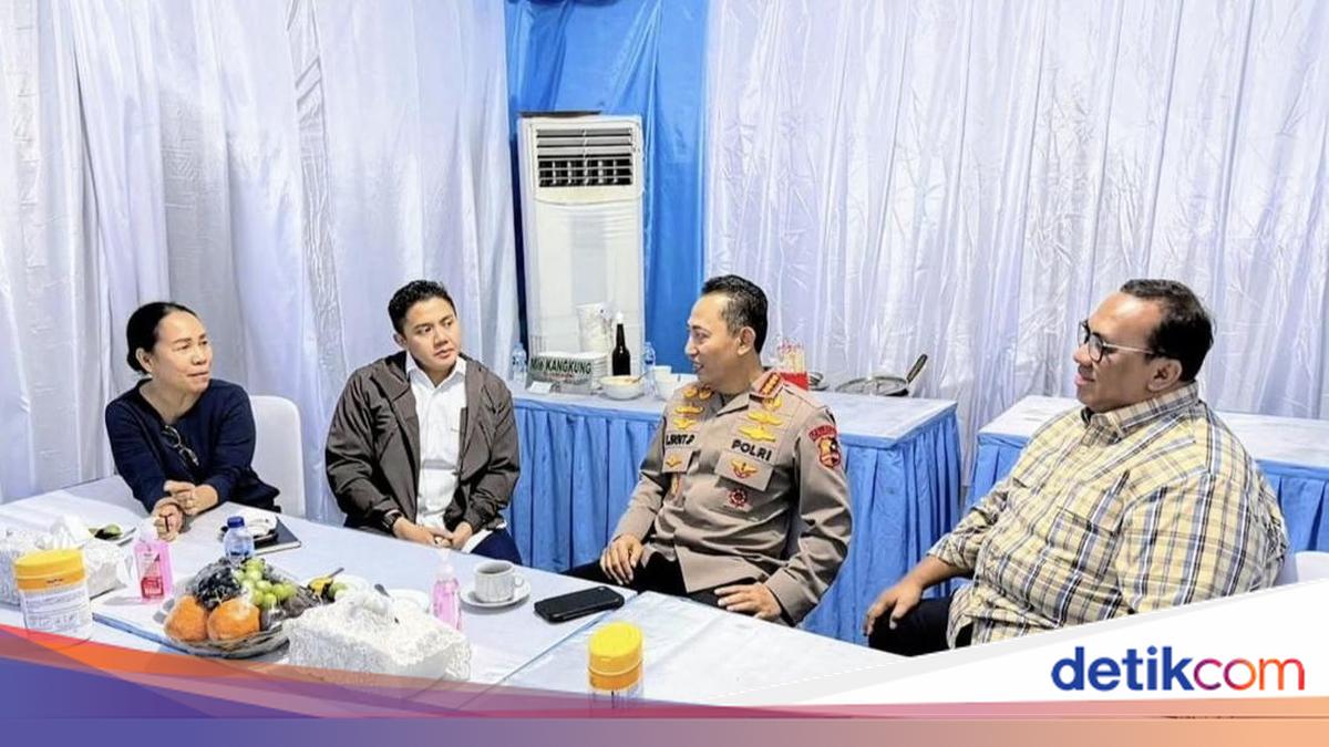 Malam Jelang May Day, Kapolri dan Seskab Temui Pimpinan Buruh di Monas