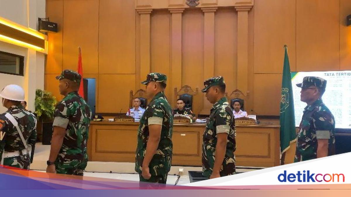 Hakim ke Terdakwa Penyiraman Air Keras Andrie Yunus: Mau Kabur Nggak?