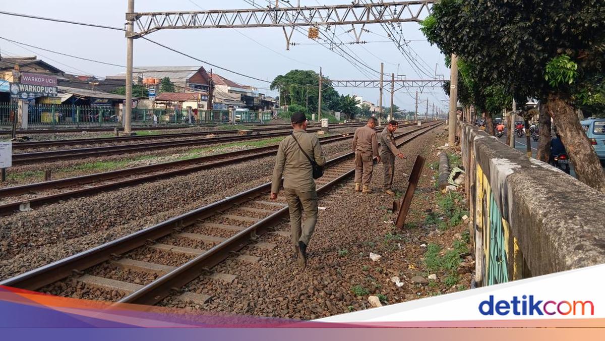 Satpol PP Tutup Akses Keluar-Masuk Rel Jatinegara Usai Viral Video Mesum