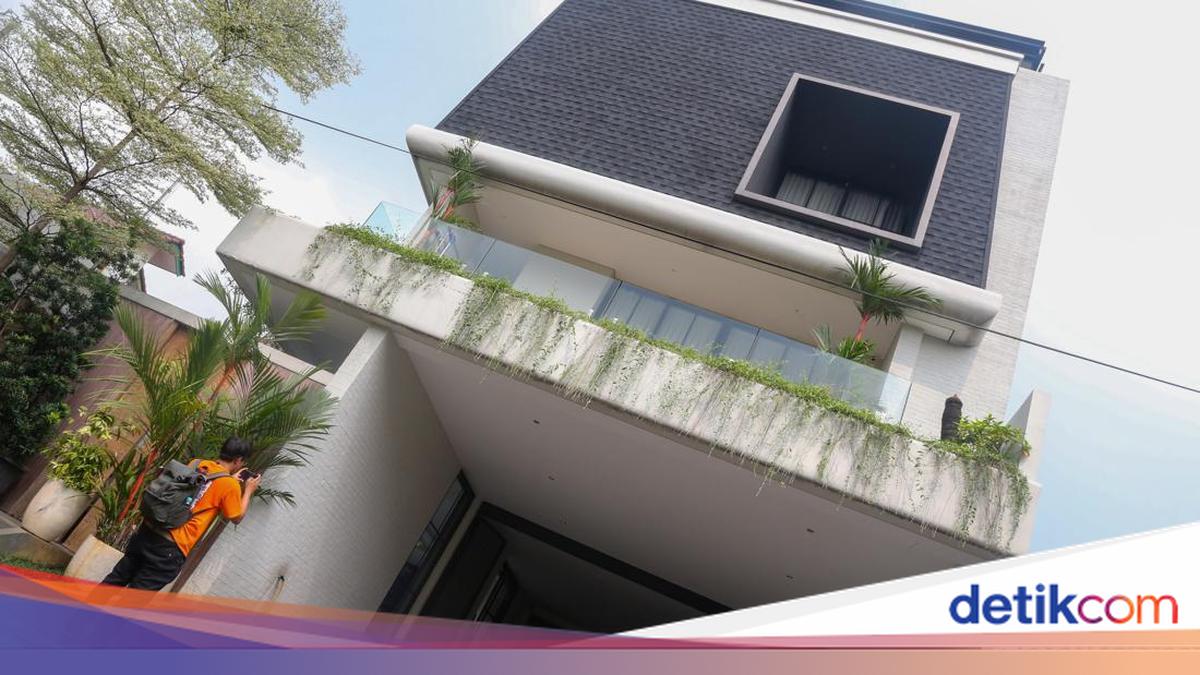 Polisi Ungkap Anggota BPK Haerul Saleh Bersama 3 Orang saat Kebakaran Rumah