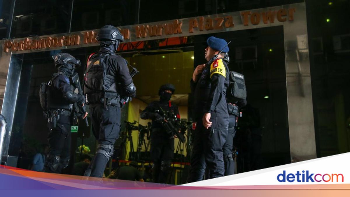 Polri Tangkap 321 WNA Pelaku Judol di Jakbar, Telusuri Sponsor dari Luar Negeri
