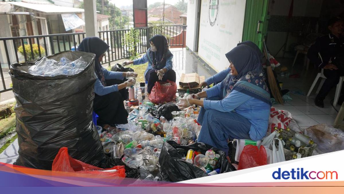 Dulu Sampah Warga Ciampea Ditolak Masuk TPA, Kini Jadi Tabungan Emas