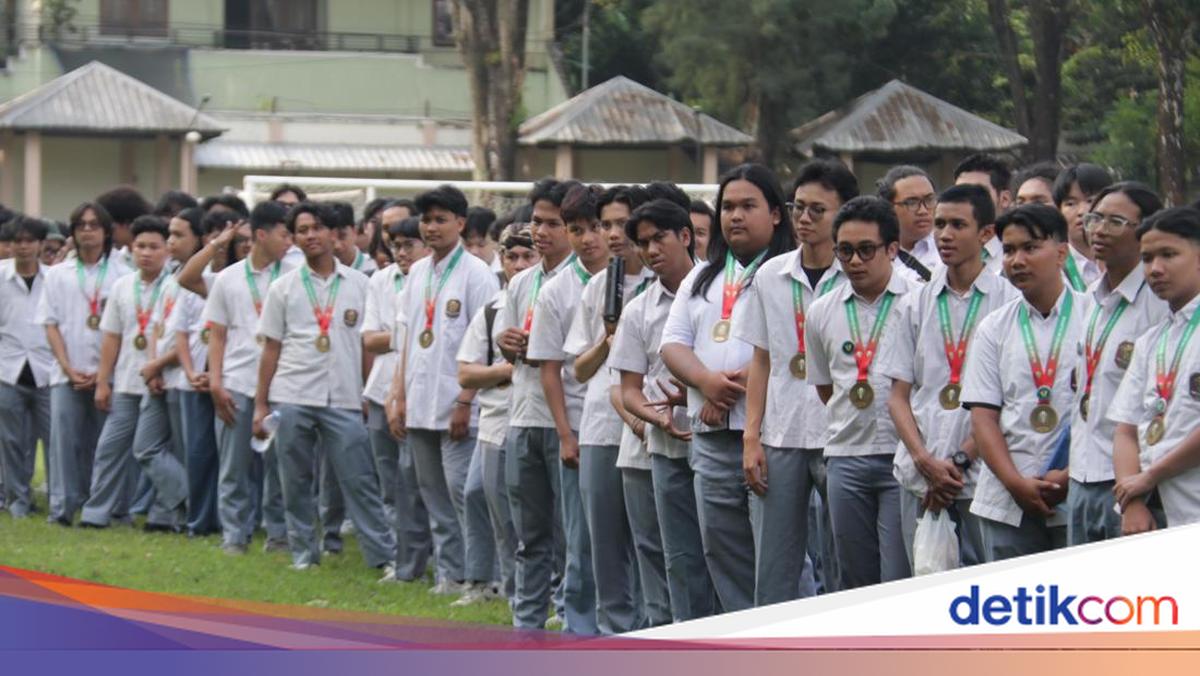 Serba-serbi SMA De Britto, Siswa Bebas Gondrong hingga Kelas Kandang Kuda