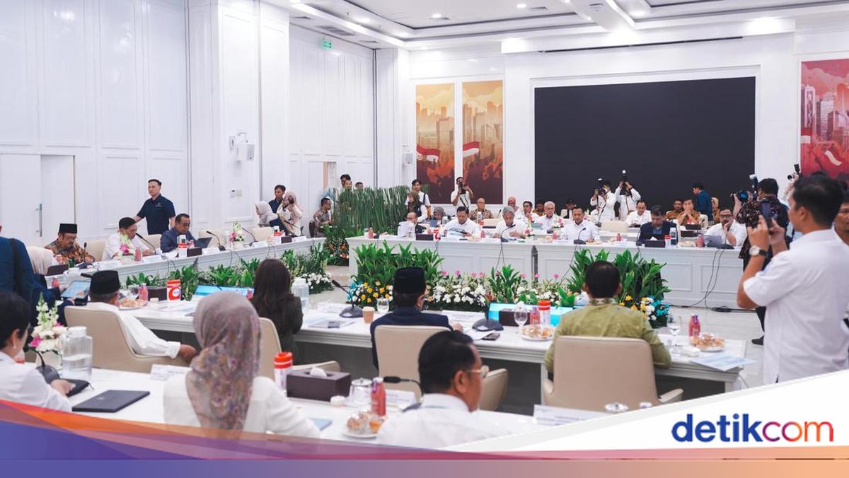 Luhut Apresiasi Kinerja Kemensos Integrasikan Data &amp; Digitalisasi Bansos