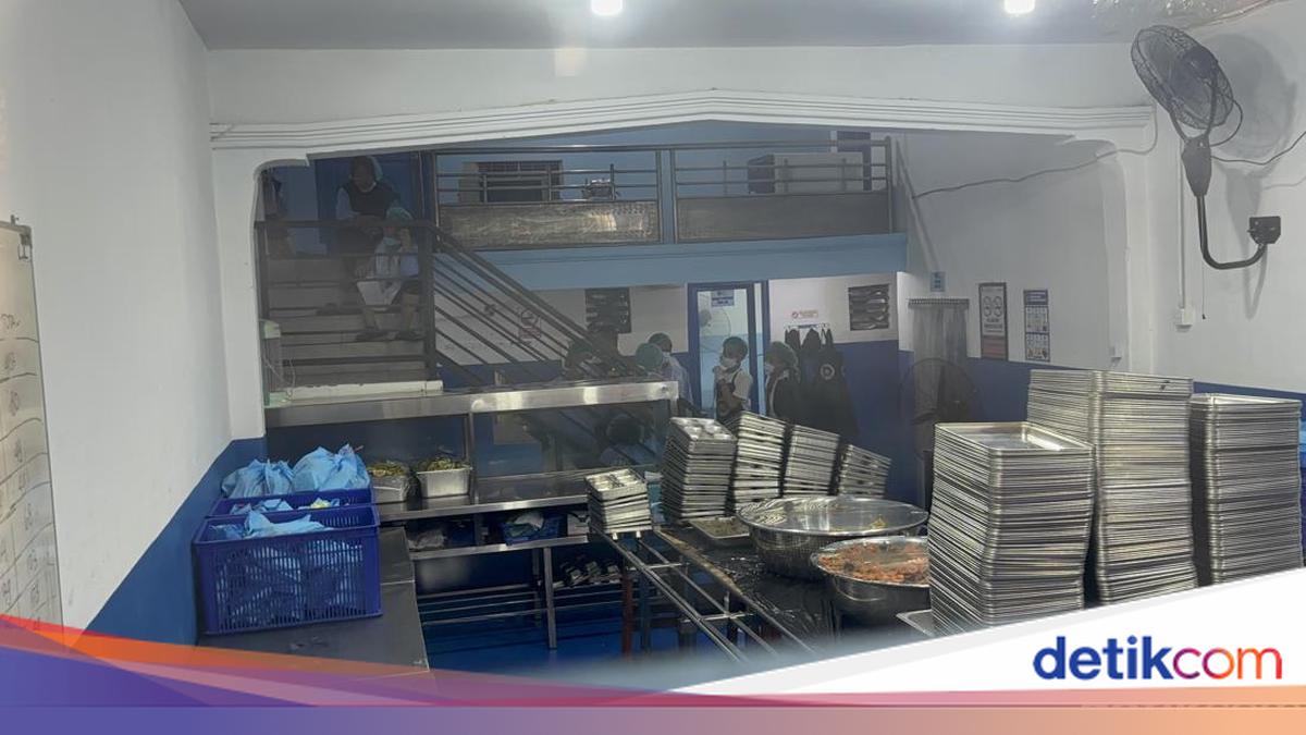 SPPG Ditutup Sementara Buntut 200 Siswa di Surabaya Keracunan MBG