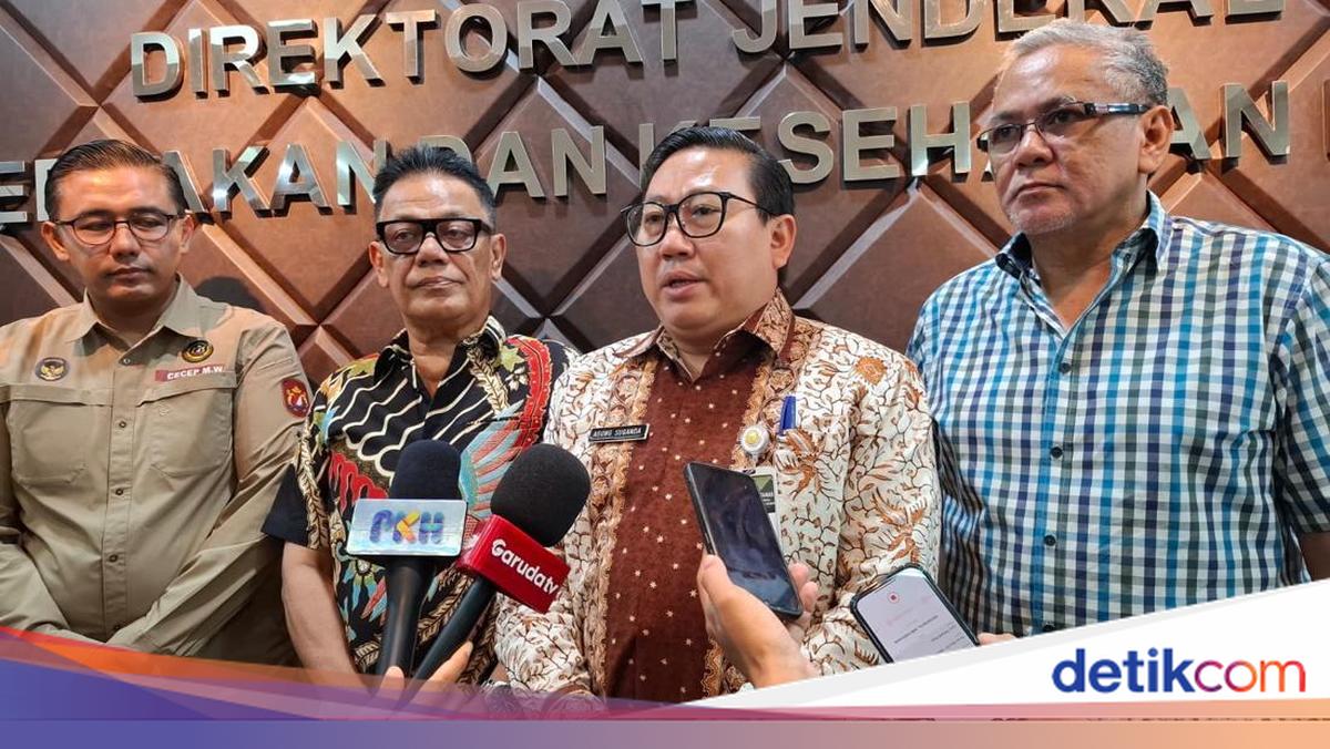 Harga Telur Anjlok ke Rp22.500/kg, Peternak Rugi — Surplus 13% dan Dugaan Permainan Tengkulak
