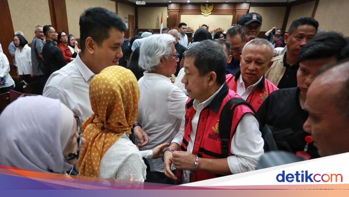 Hakim Jatuhkan Vonis 6 Tahun untuk Eks Dirut Pertamina Patra Niaga