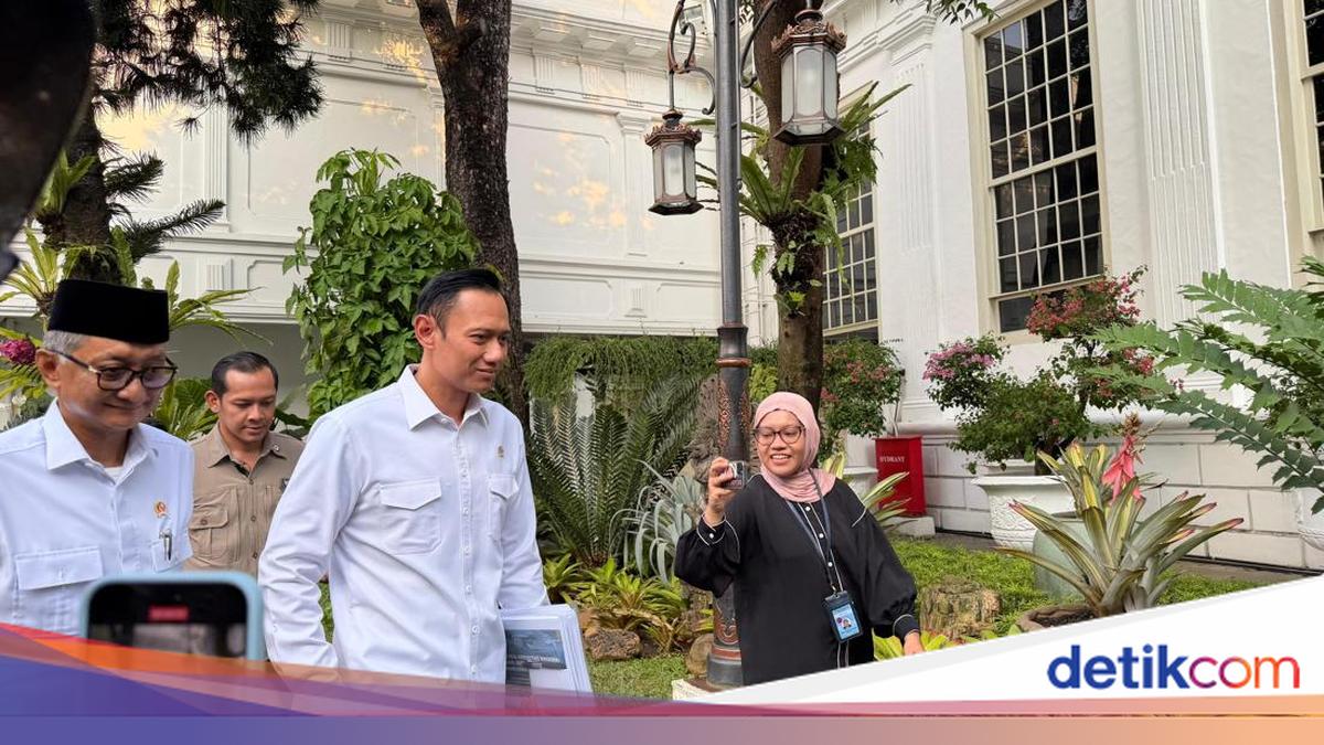 Prabowo Bahas Percepatan Proyek Tanggul Laut di Istana