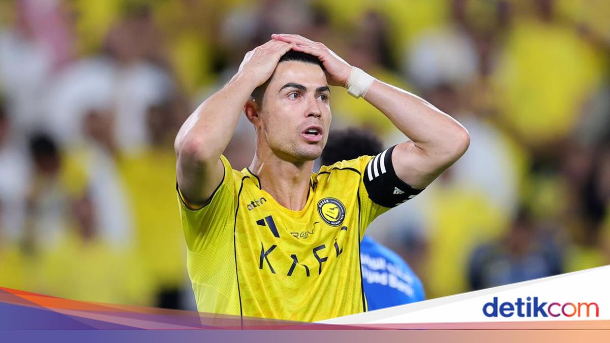 Detik-detik Kiper Al Nassr Blunder, Bikin Ronaldo Cs Batal Juara