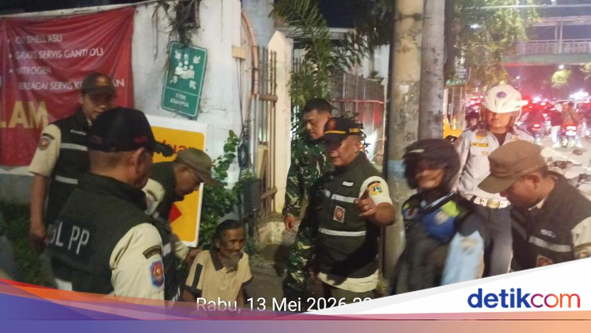 Viral Pemulung hingga Pengemis Penuhi Trotoar Mampang, Kini Dibawa ke Panti