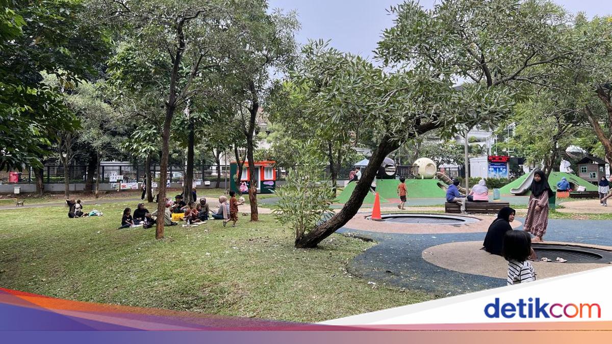 Ragam Cara Warga Jakarta Nikmati Libur Panjang Akhir Pekan
