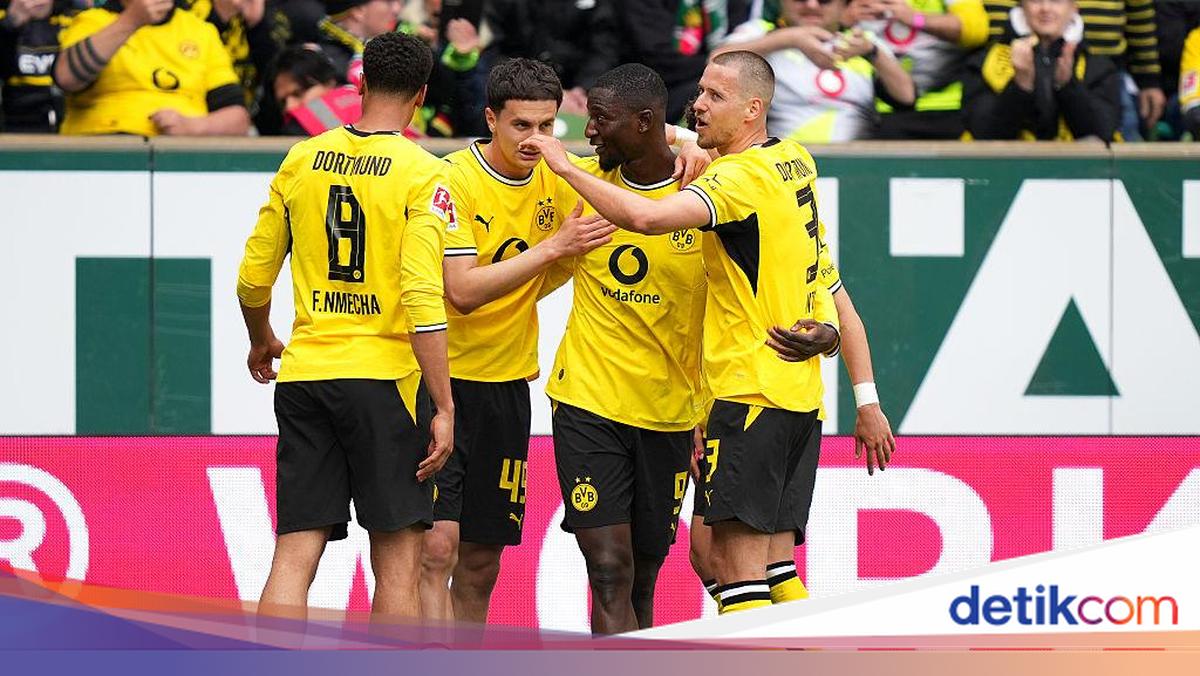 Die Borussen Menang 2-0 di Akhir Musim