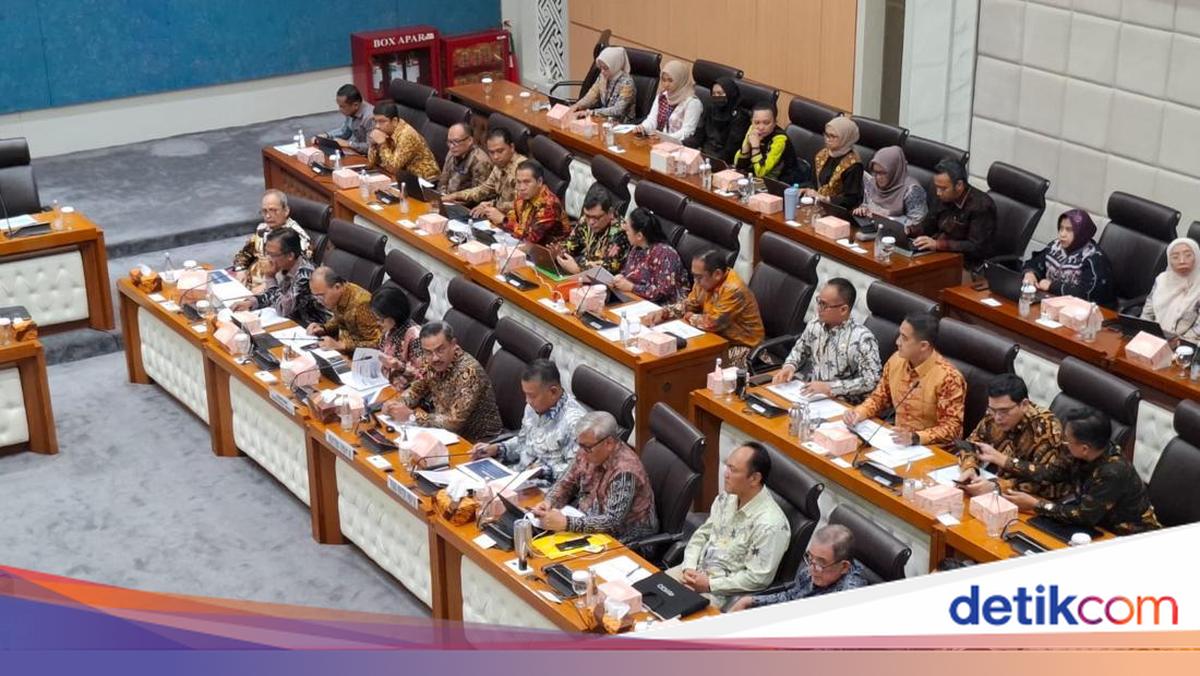 Penyaluran KUR Tembus Rp 105,8 Triliun, Diterima 1,69 Juta Debitur