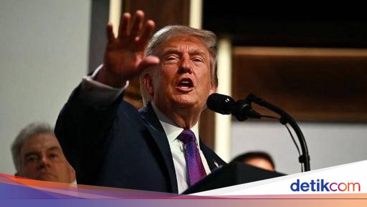 Siap Damai dengan Iran, Trump Sebut Selat Hormuz Bakal Dibuka Lagi