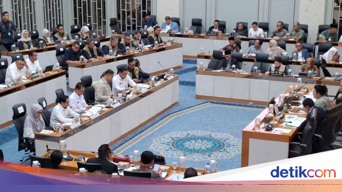 Stok Beras RI 5,37 Juta Ton, Wamentan: Tertinggi Sepanjang Sejarah