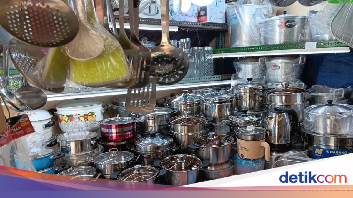 Harga Perabot di Jatinegara Naik Gila-gilaan, Pedagang Salahkan Dolar AS