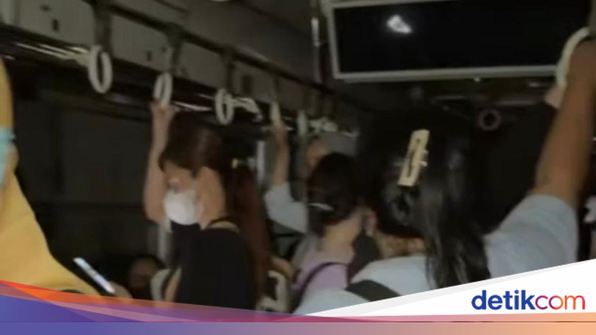 KAI Investigasi Penyebab KRL Duri-Tangerang Gangguan Sampai Mogok