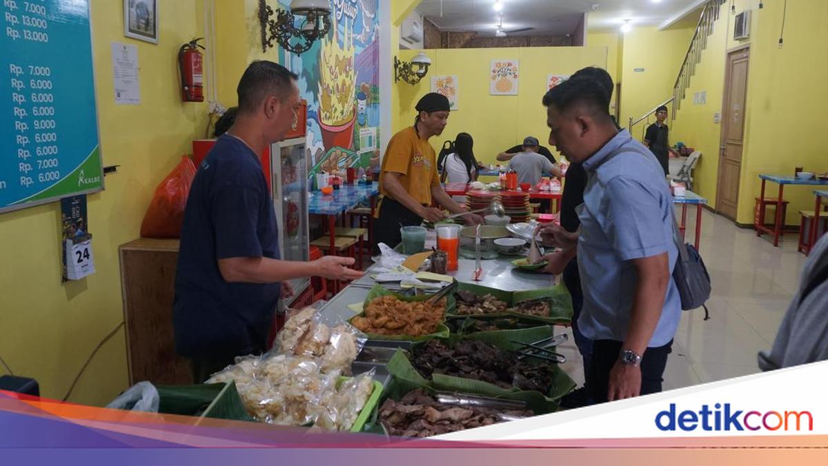 Dari Jualan Soto, Iswahyudi Sukses Sarjanakan 2 Anak Hingga Jadi Bankir