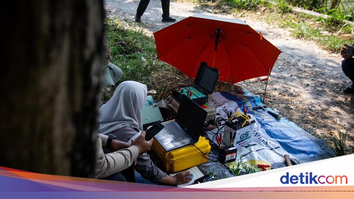 Peneliti UPN Jogja Lacak Jalur Gas Pemicu Kebakaran Misterius di Seyegan Sleman