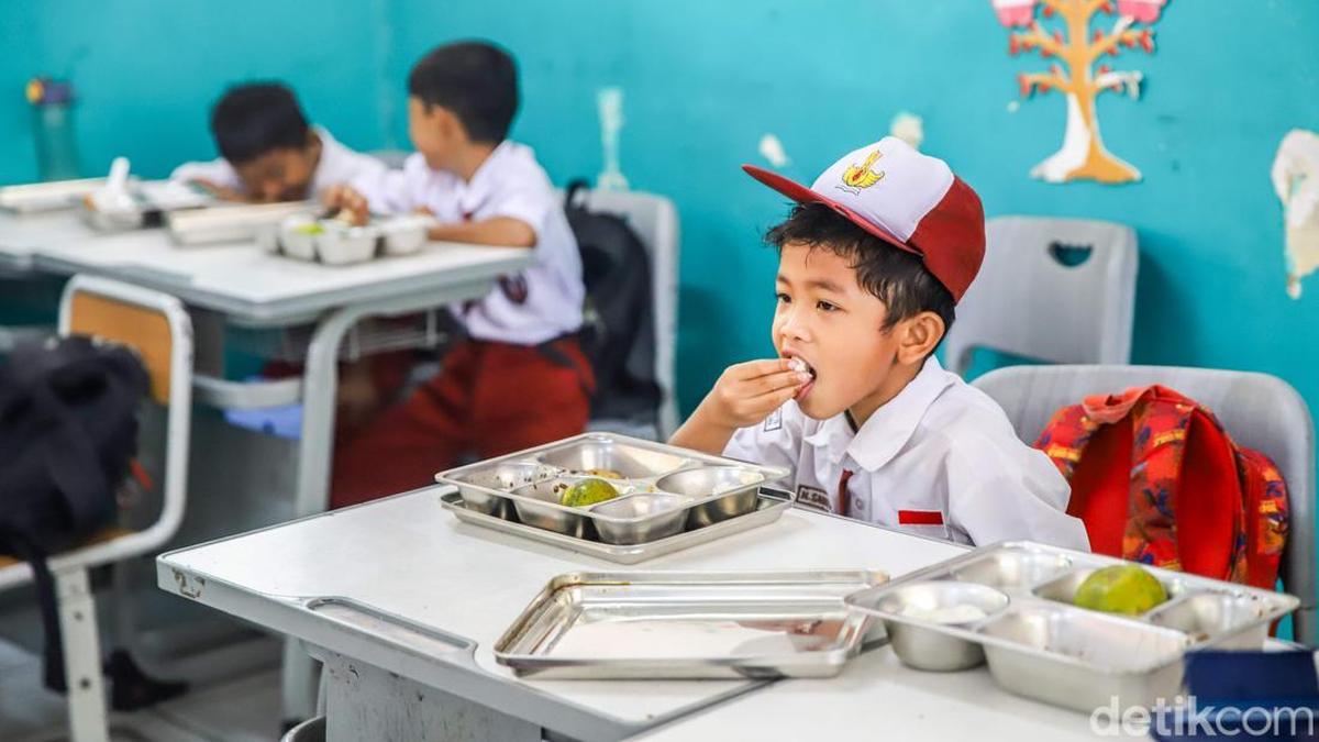 BGN Evaluasi Penerima Makan Bergizi Gratis, Kelompok Ini Bakal Dicoret?