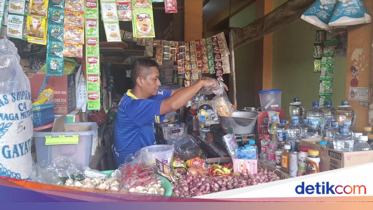 Harga Barang Pokok Naik di Pasar Beringharjo, Penjual-Pembeli Kompak Sambat