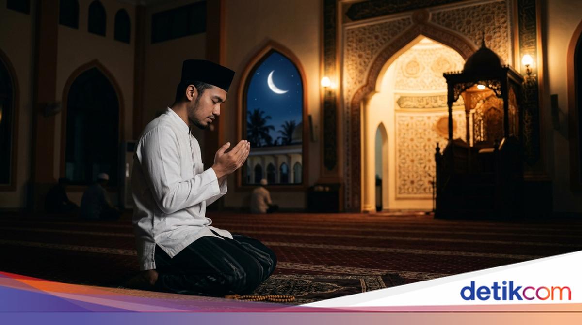 7 Amalan Malam 1 Suro 2026 Menurut Islam Lengkap Doa dan Sholawatnya