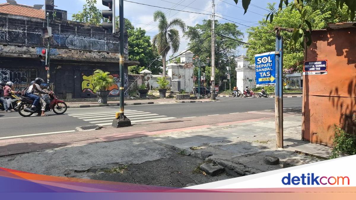Jejak Jalur Kereta Jenazah Raja Solo PB X di Jogja Nyaris Tak Tersisa