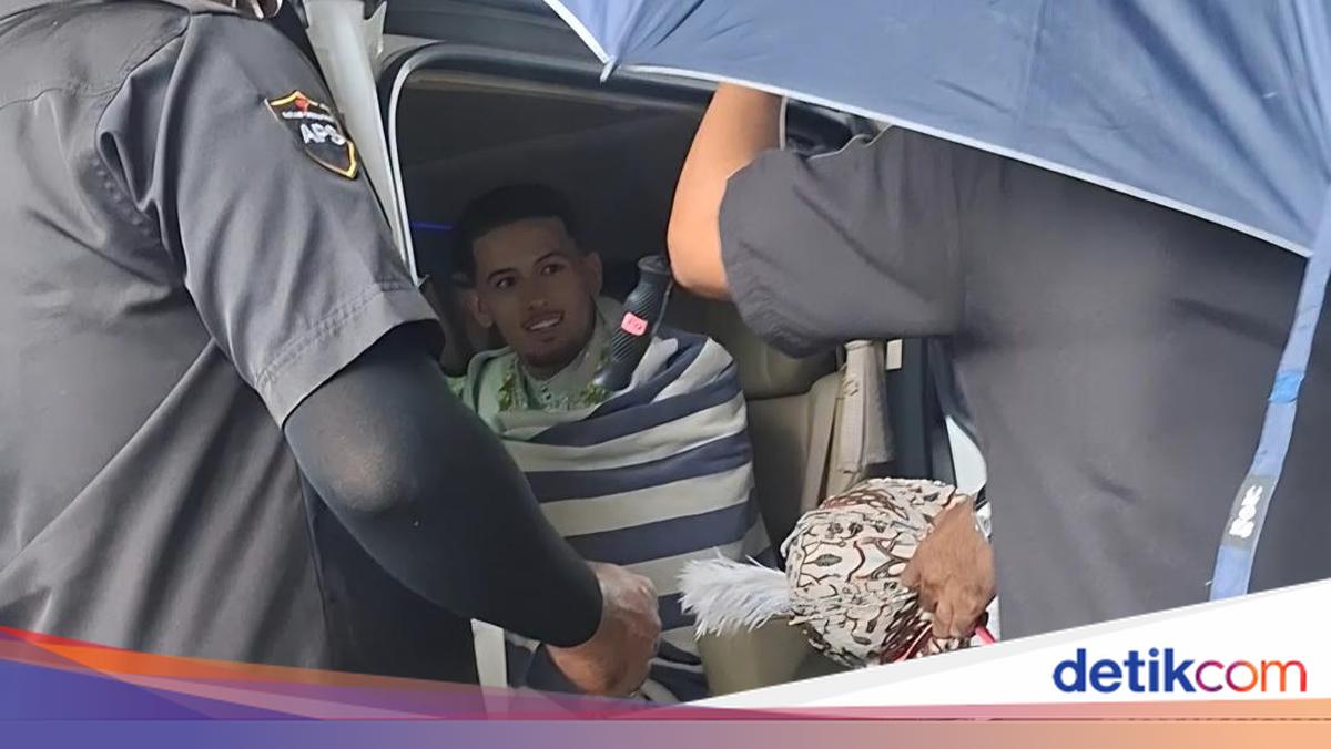Akad Nikah Jennifer Coppen dan Justin Hubner di Bali, Begini Penampilan Lengkapnya!